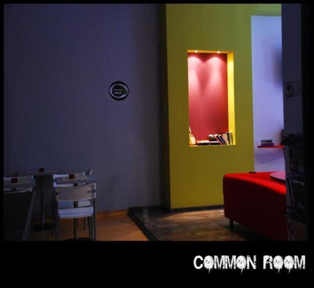 La Guitarra Hostel Познань Экстерьер фото