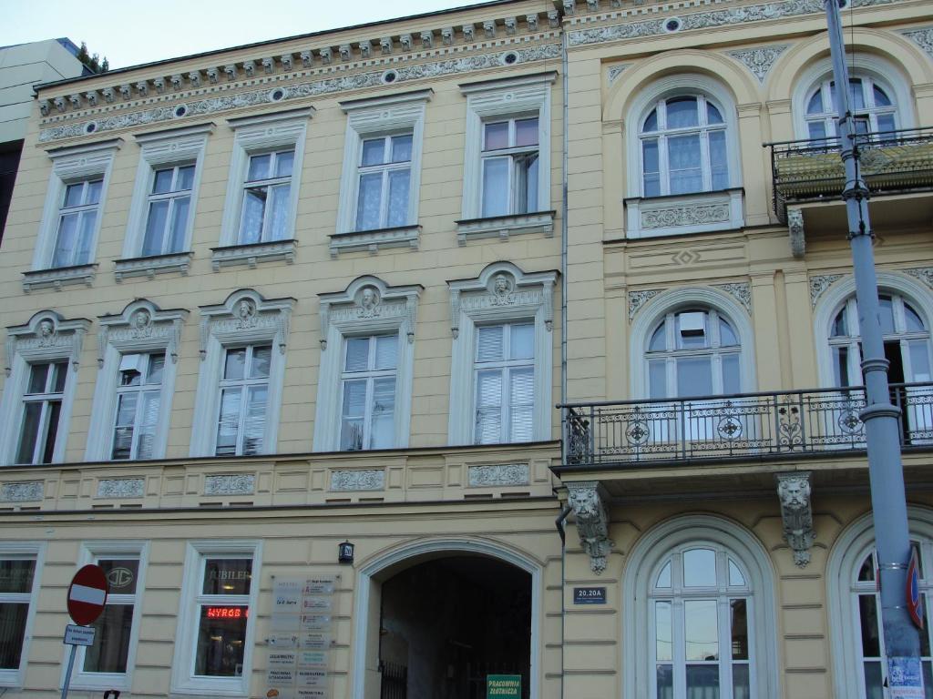 La Guitarra Hostel Познань Экстерьер фото